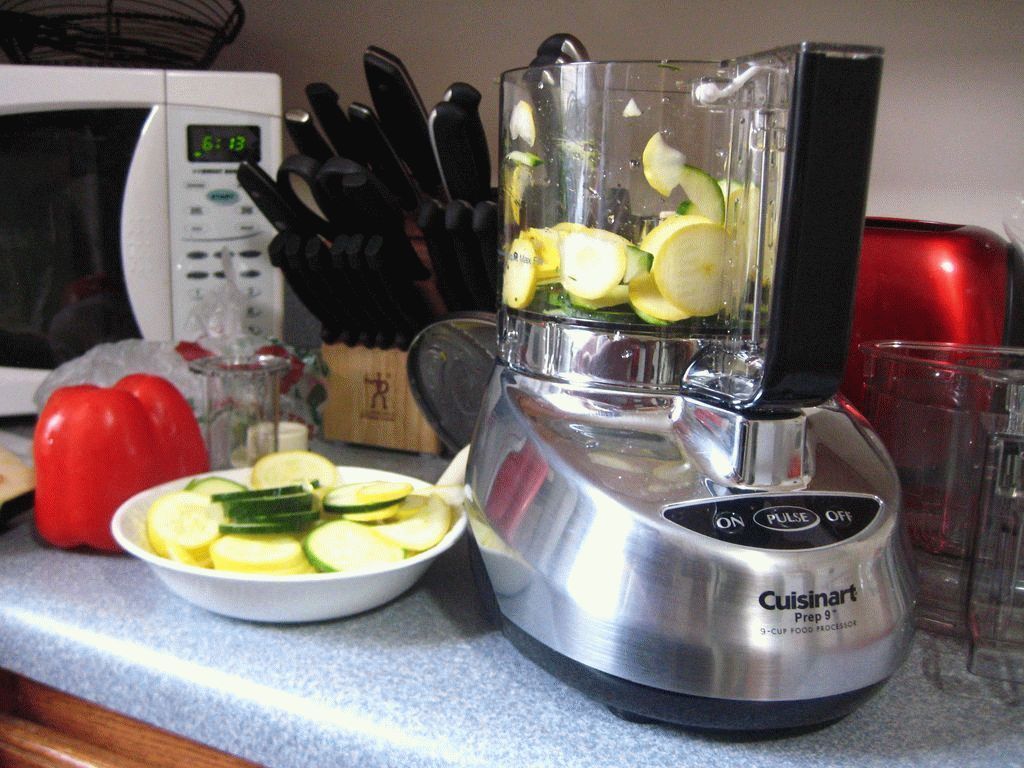 Ranking of the best food processors for home in 2026