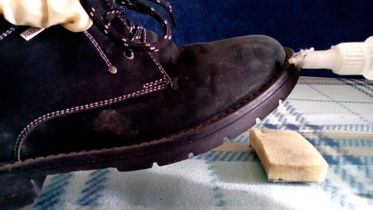 Rating of the best shoe adhesives 2026