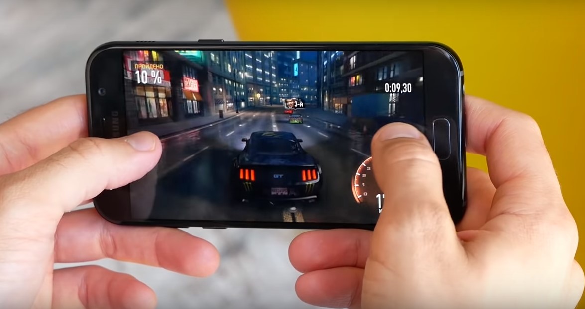 Samsung Galaxy A5 (2017) smartphone - advantages and disadvantages