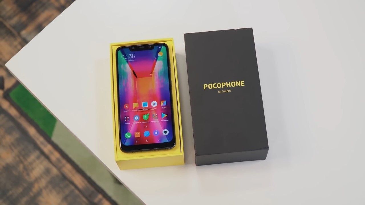 Xiaomi Pocophone F1 6 / 64GB and 128GB smartphone - advantages and disadvantages