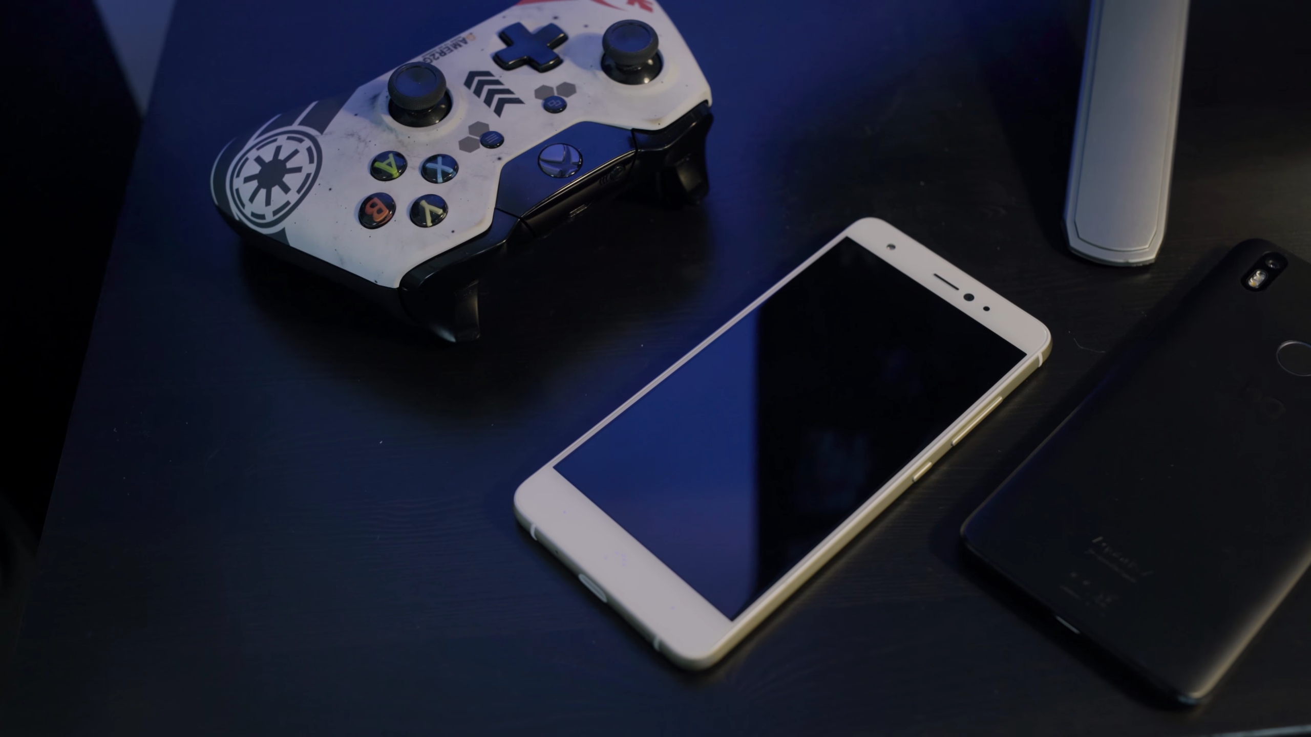 BQ-5000G Velvet Easy smartphone - advantages and disadvantages