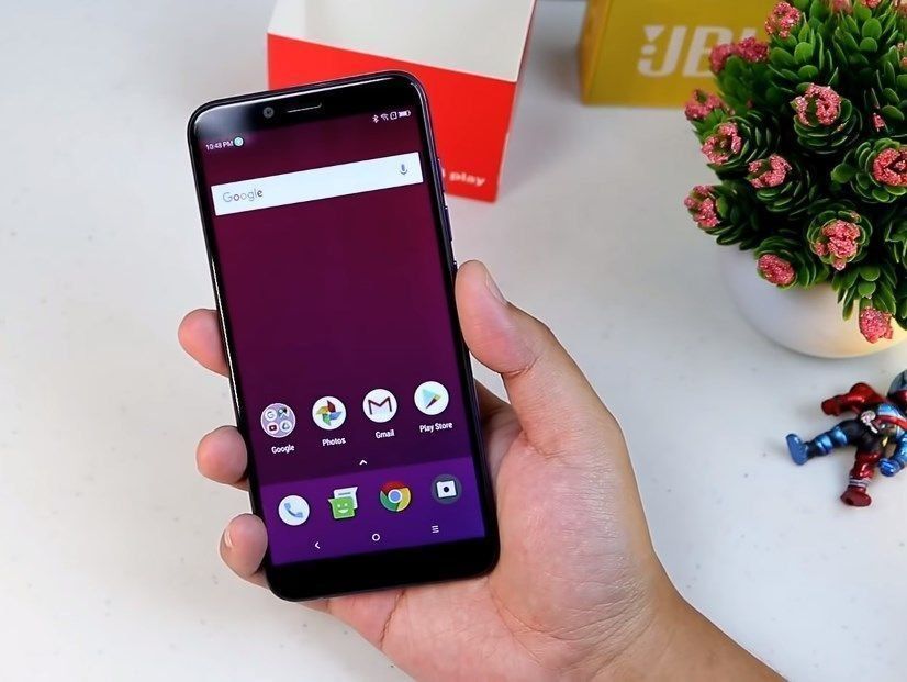 Lenovo K5 Play 3 / 32GB smartphone - advantages and disadvantages