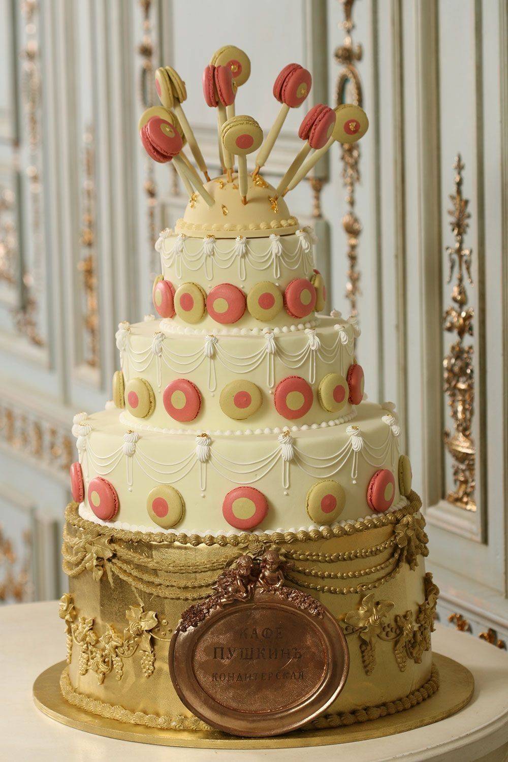 The best cakes to order in Moscow in 2026