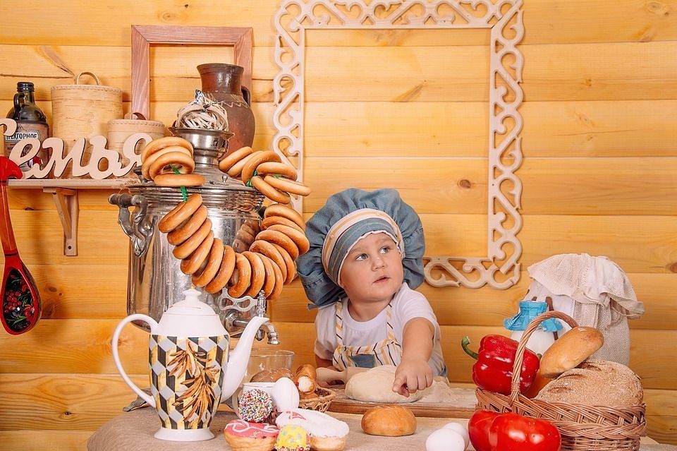 The best cafes and restaurants in Yekaterinburg with a children's room in 2026