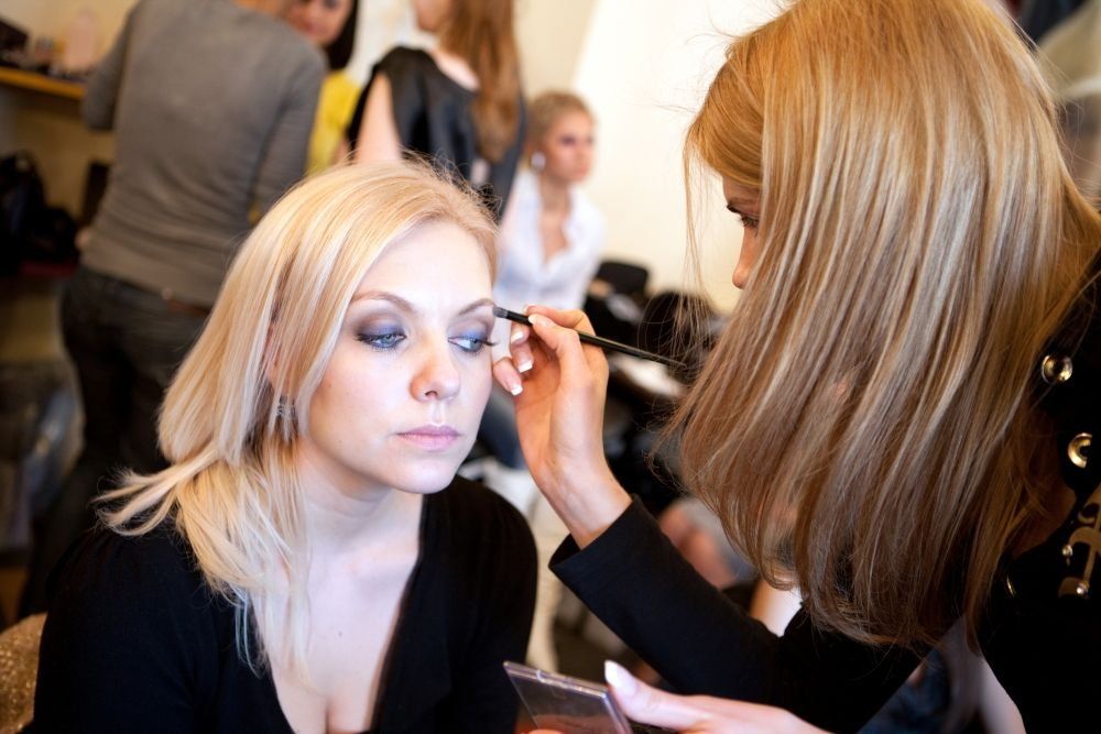 Review of the best schools and makeup courses in Crimea in 2026