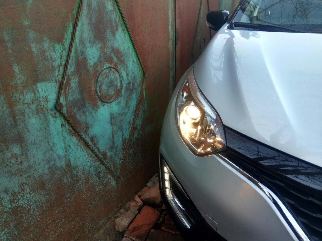 Rating of the best H1 bulbs for a car for 2026