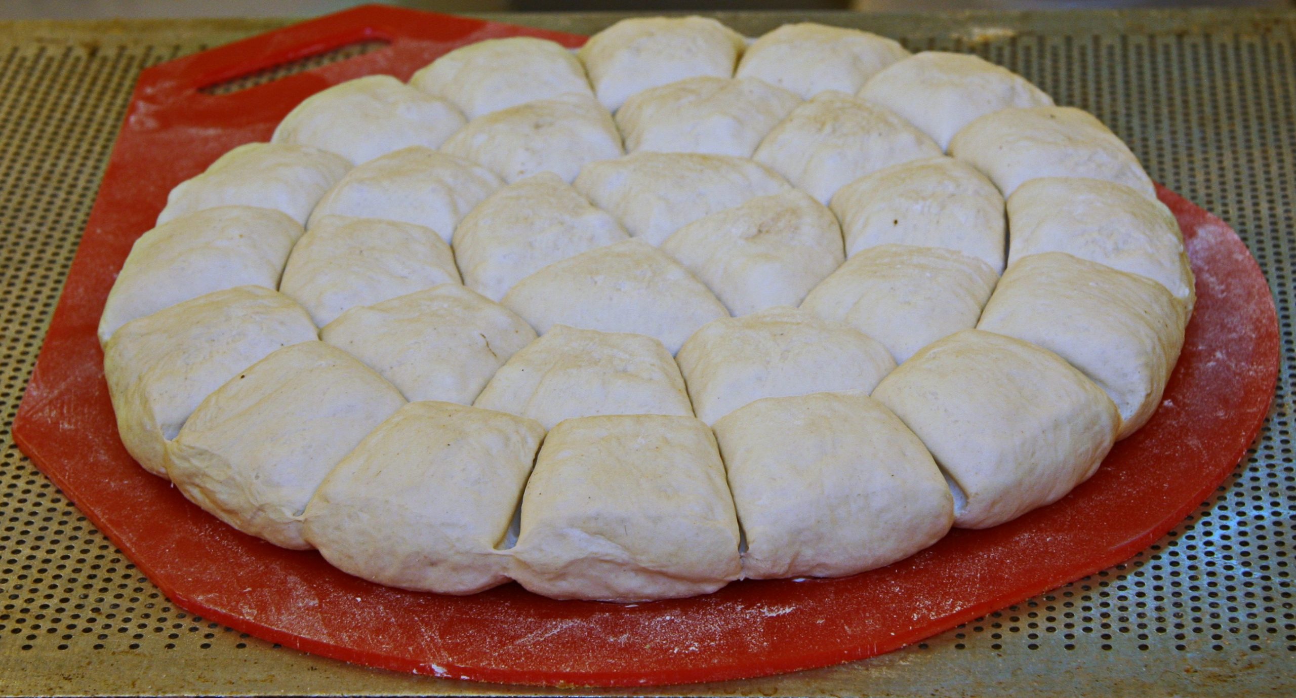 Rating of the best dough dividers for 2026