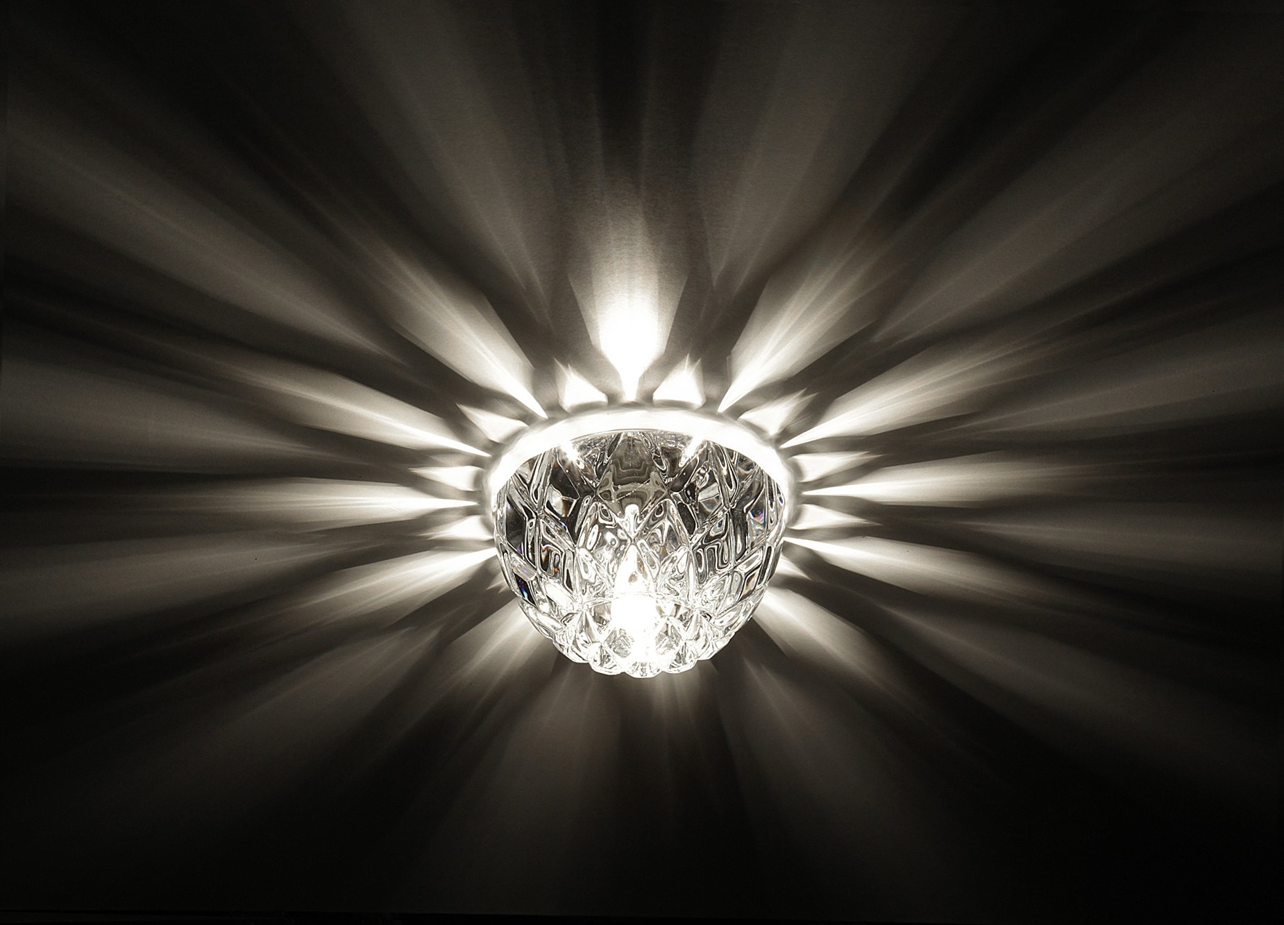 Rating of the best manufacturers of spotlights for the ceiling for 2026