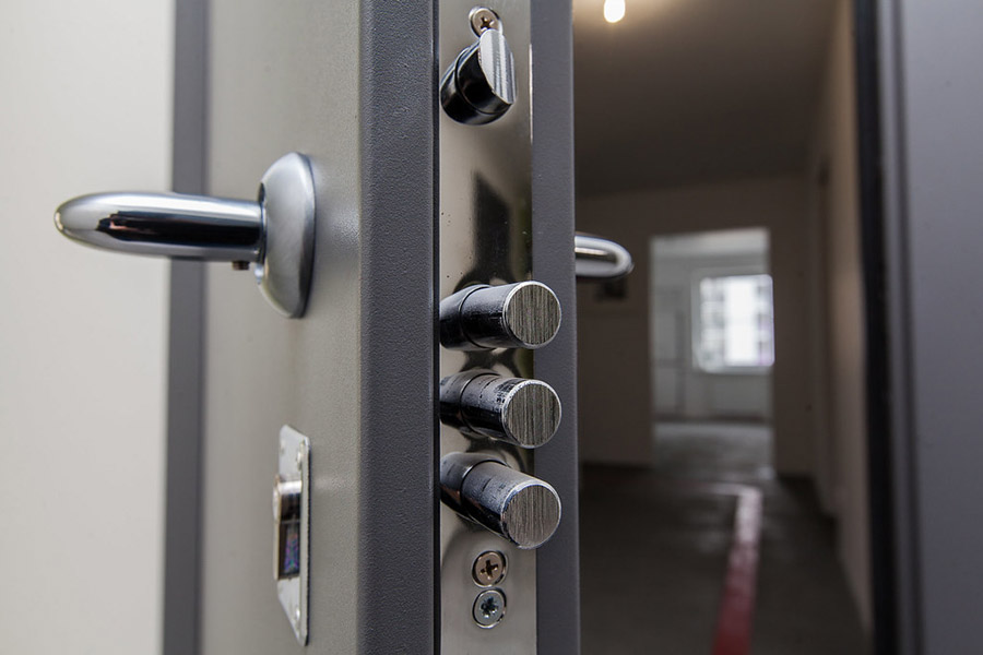 Rating of the best entrance doors with thermal break for 2026