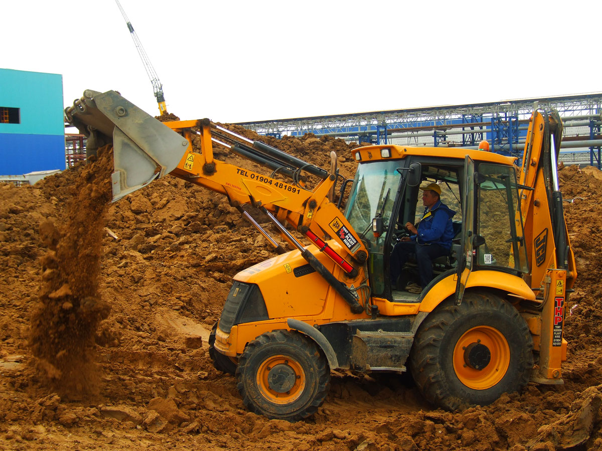 Best Backhoe Loaders for 2026