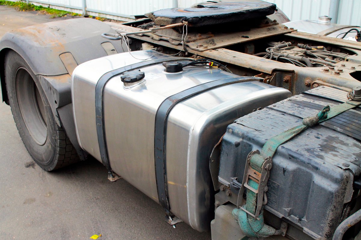 Ranking of the best fuel tanks for 2026