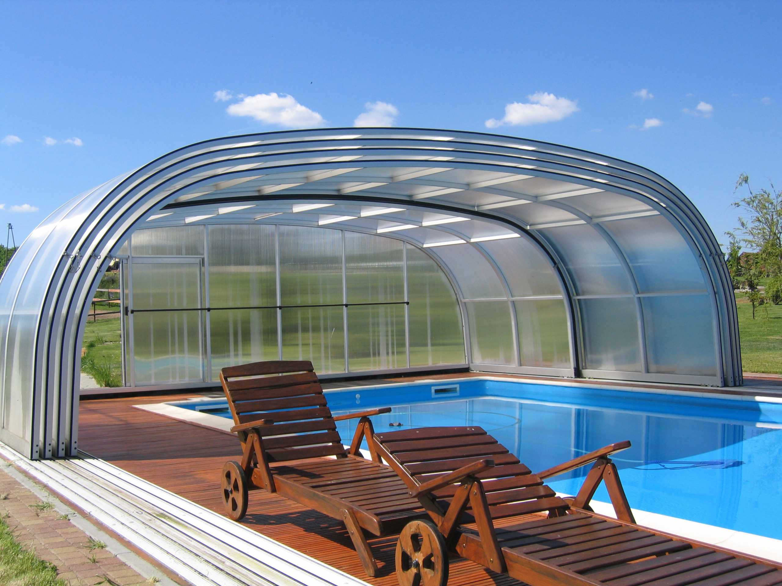 Rating of the best pool enclosures for 2026